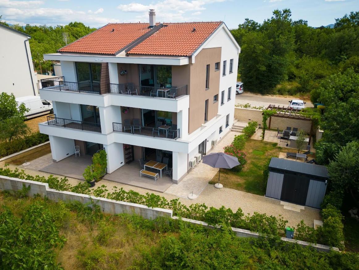 Vila Primorka Apartmani Oleander Šilo Exterior foto