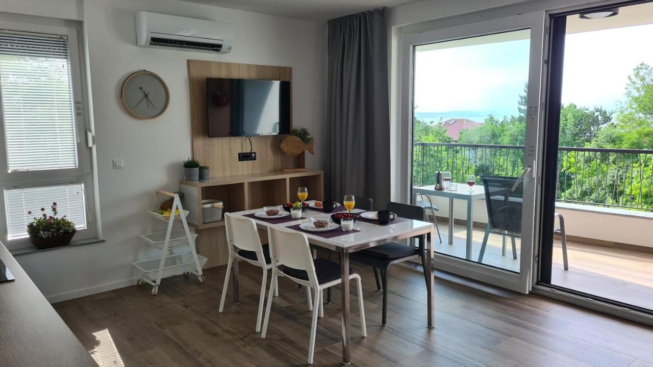 Vila Primorka Apartmani Oleander Šilo Exterior foto